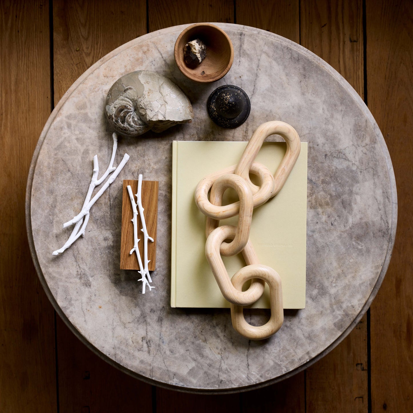 Whitewashed Wood Chain
