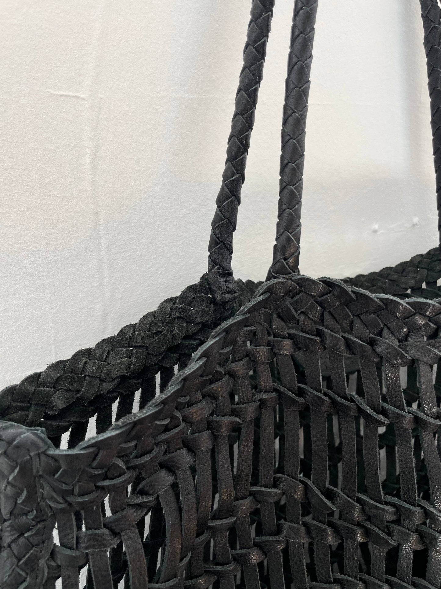 Luni Leather Woven Bag | Black