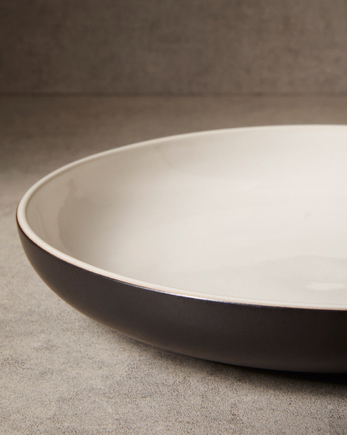 Stoneware Pasta Bowl (Multiple Colors)