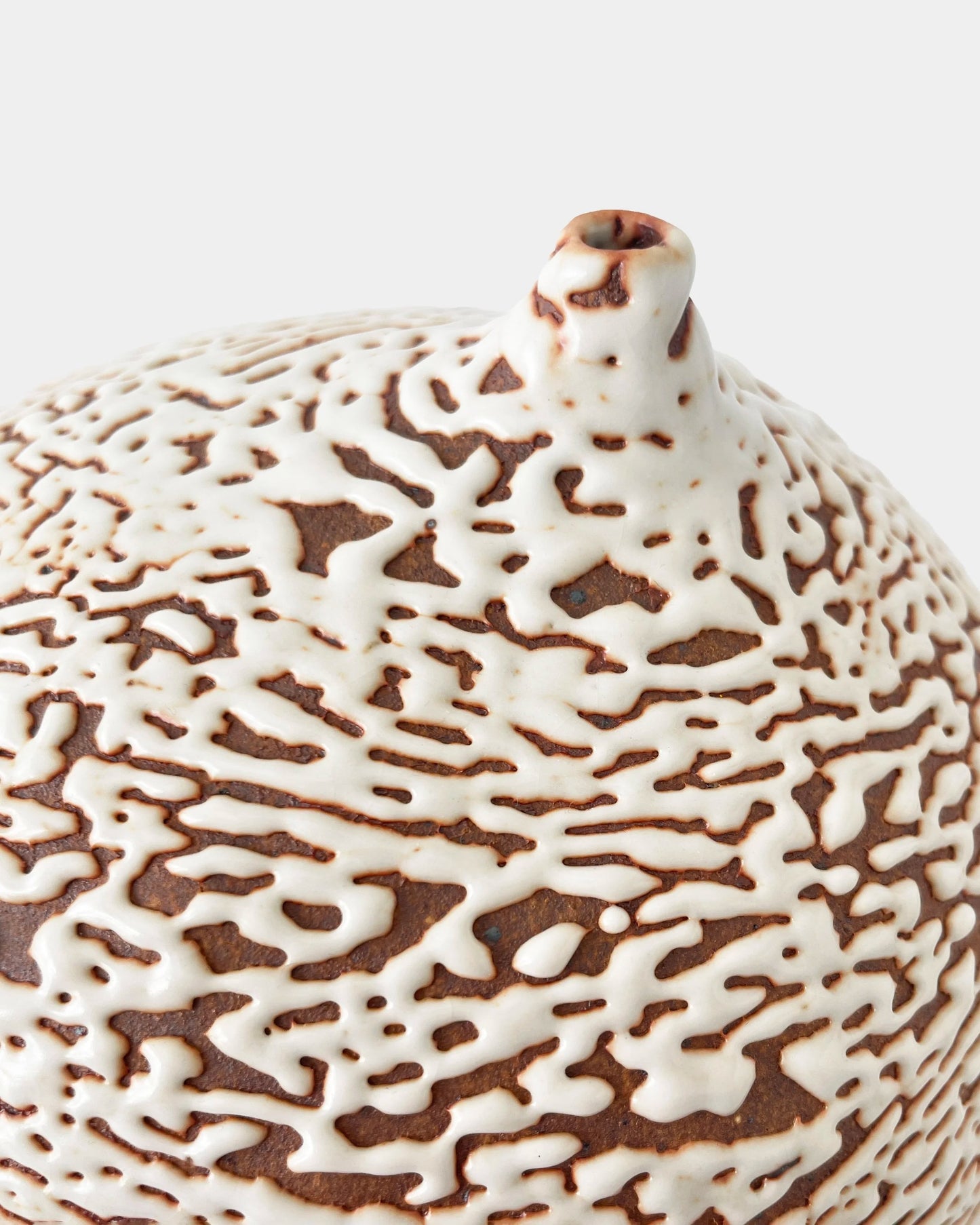 Crawling Light Weedpot