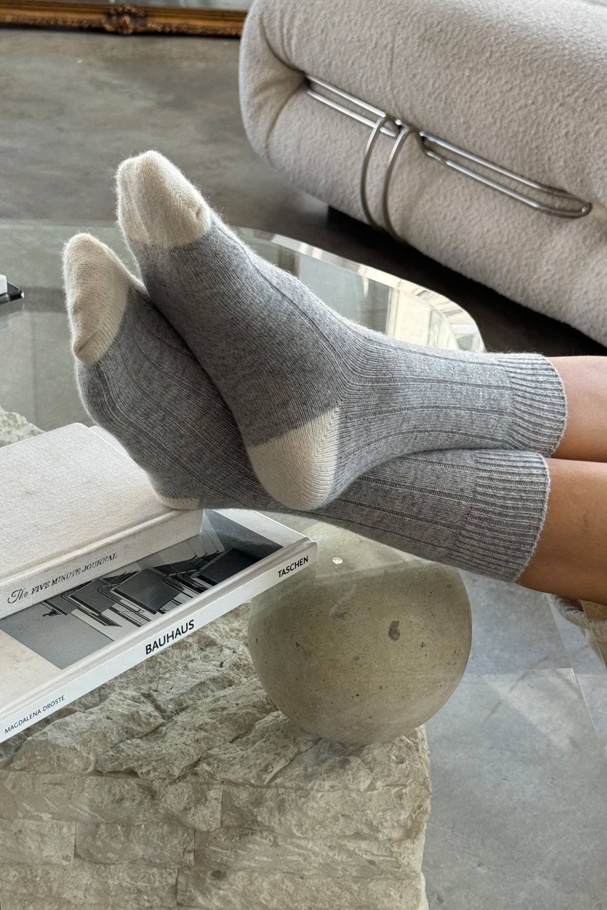 Extended Cashmere Classic Socks | Grey Melange