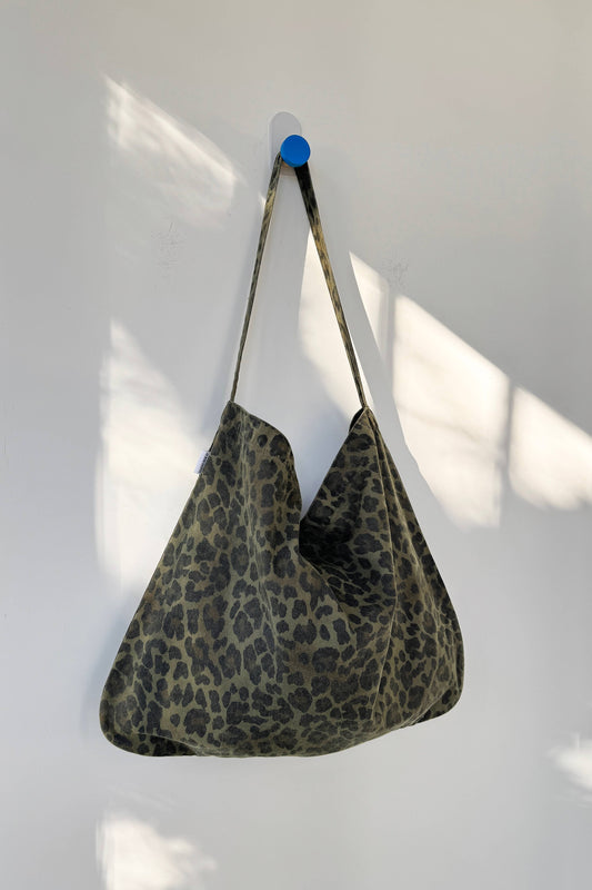 Happy Carry Bag | Fern Leopard