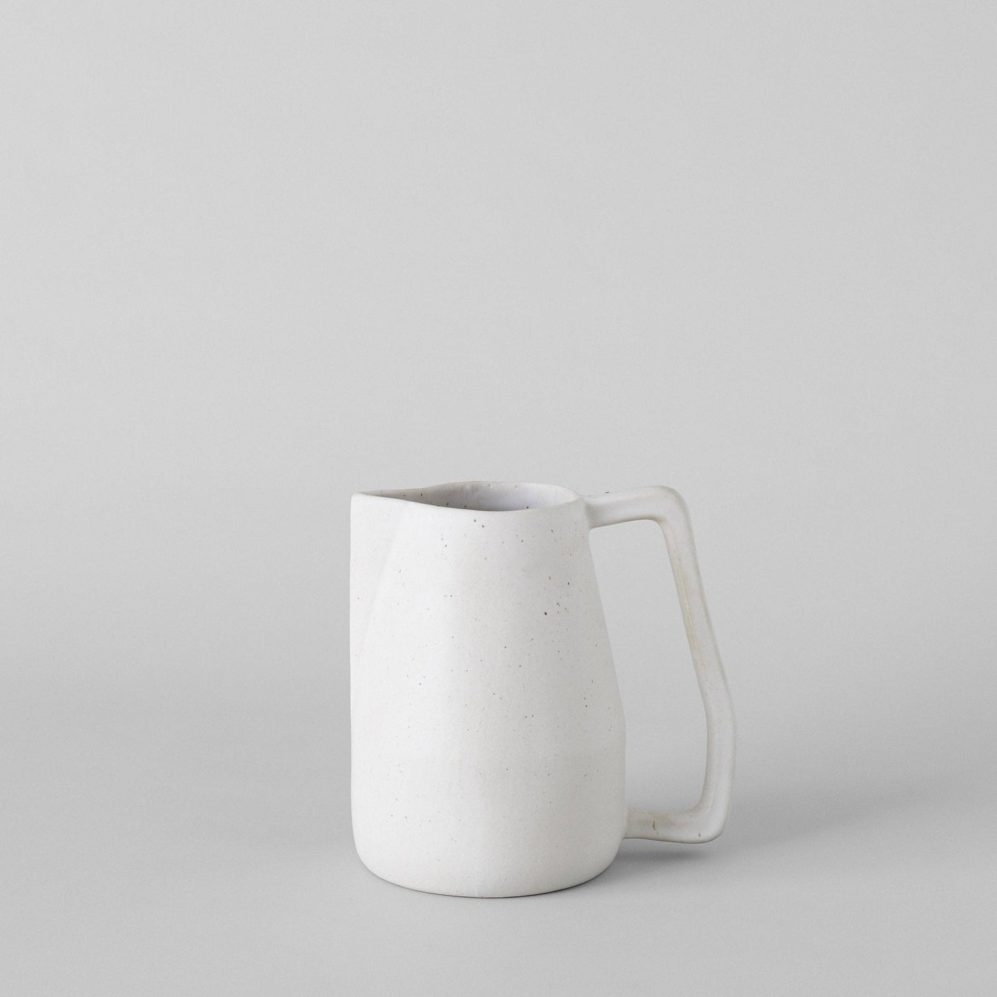 Novah Pitcher (Multiple Sizes)