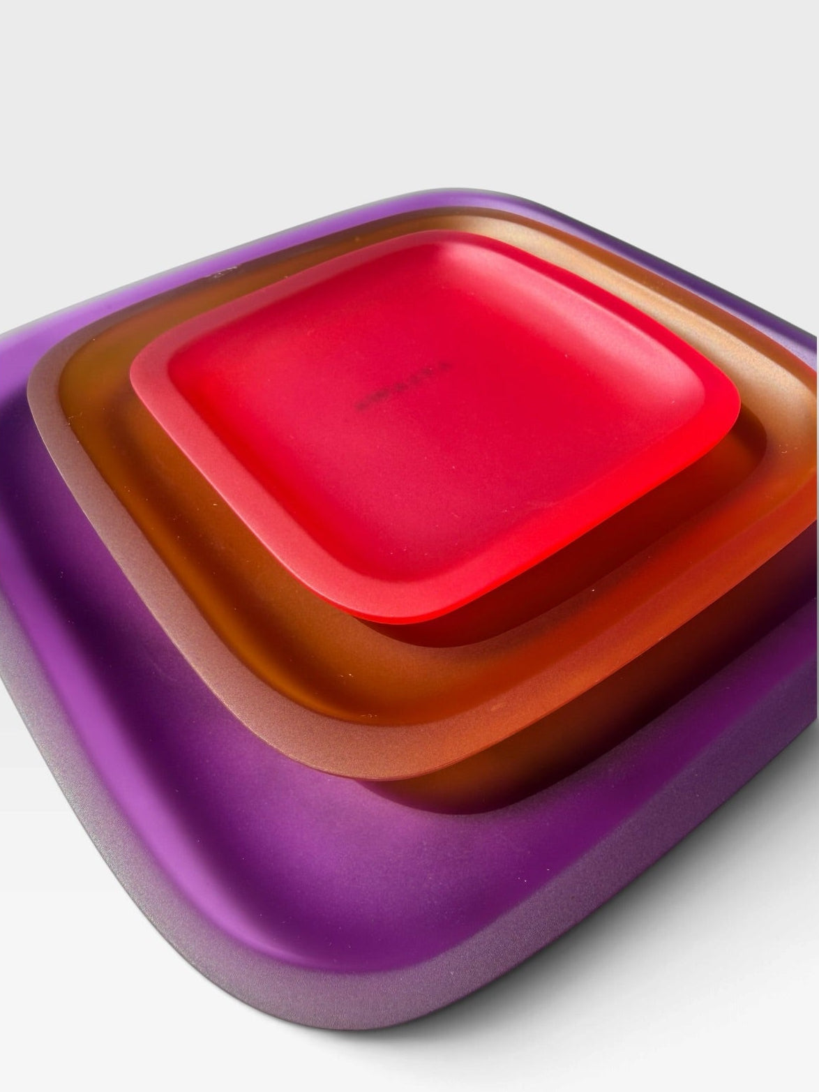 Square Resin Plates (Set of 3)