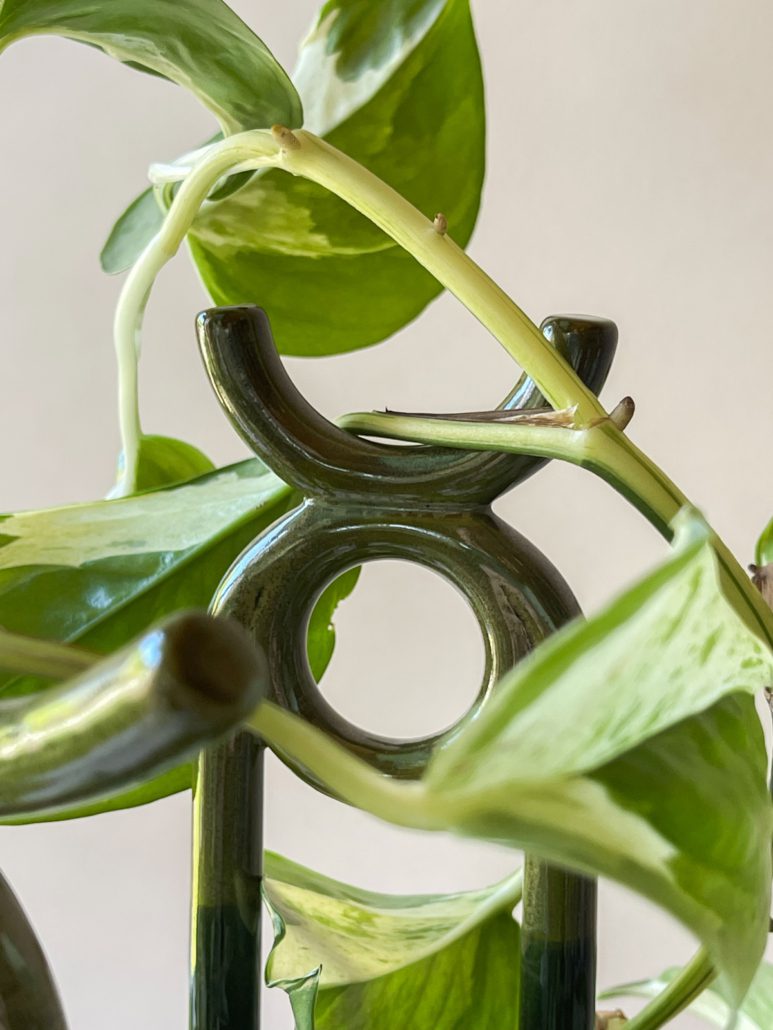 Oni Ceramic Plant Stake