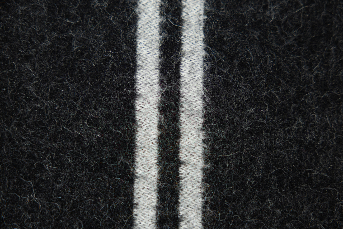 Straits Reversible Throw | Black & Ivory