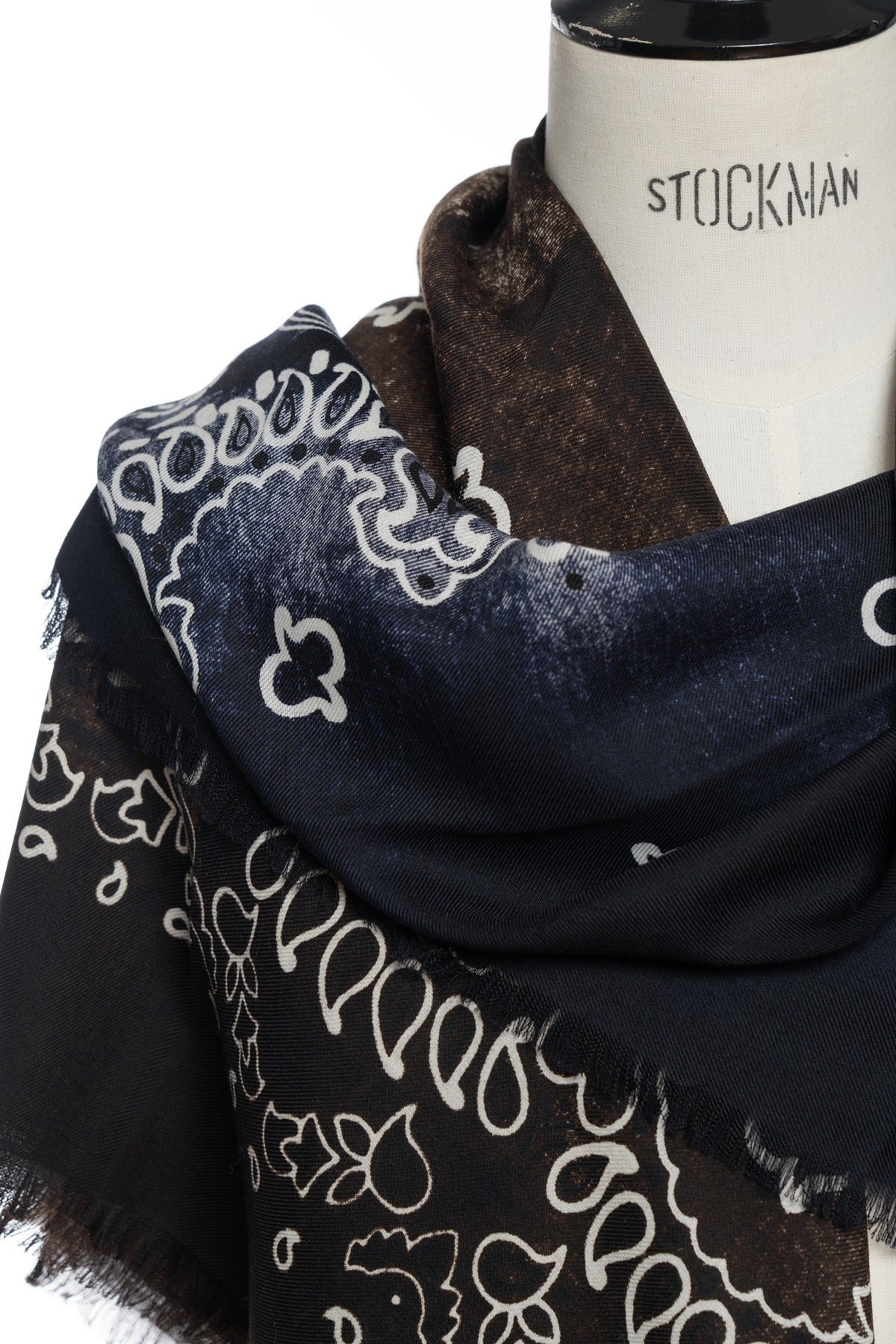 Jil Quadra Diagonal Scarf | Navy & Café
