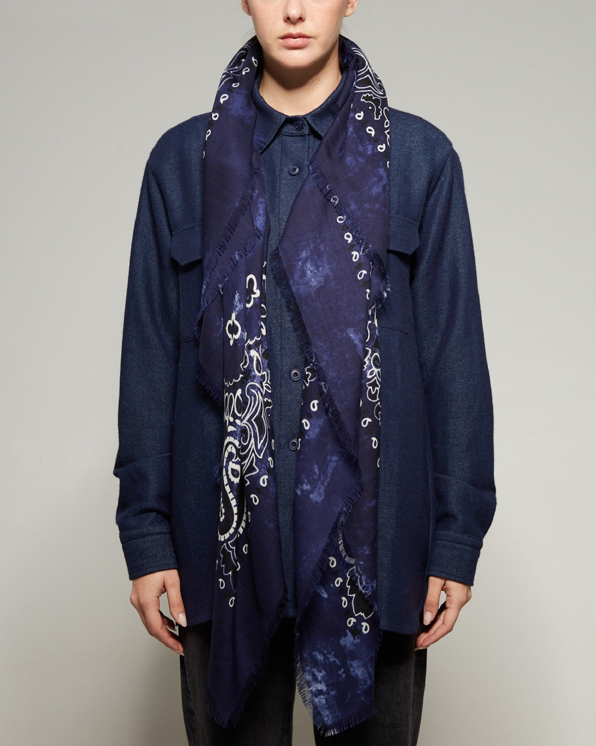 Jil Quadra Wool Scarf | Navy