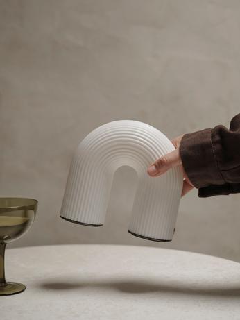 Vuelta Portable LED Lamp