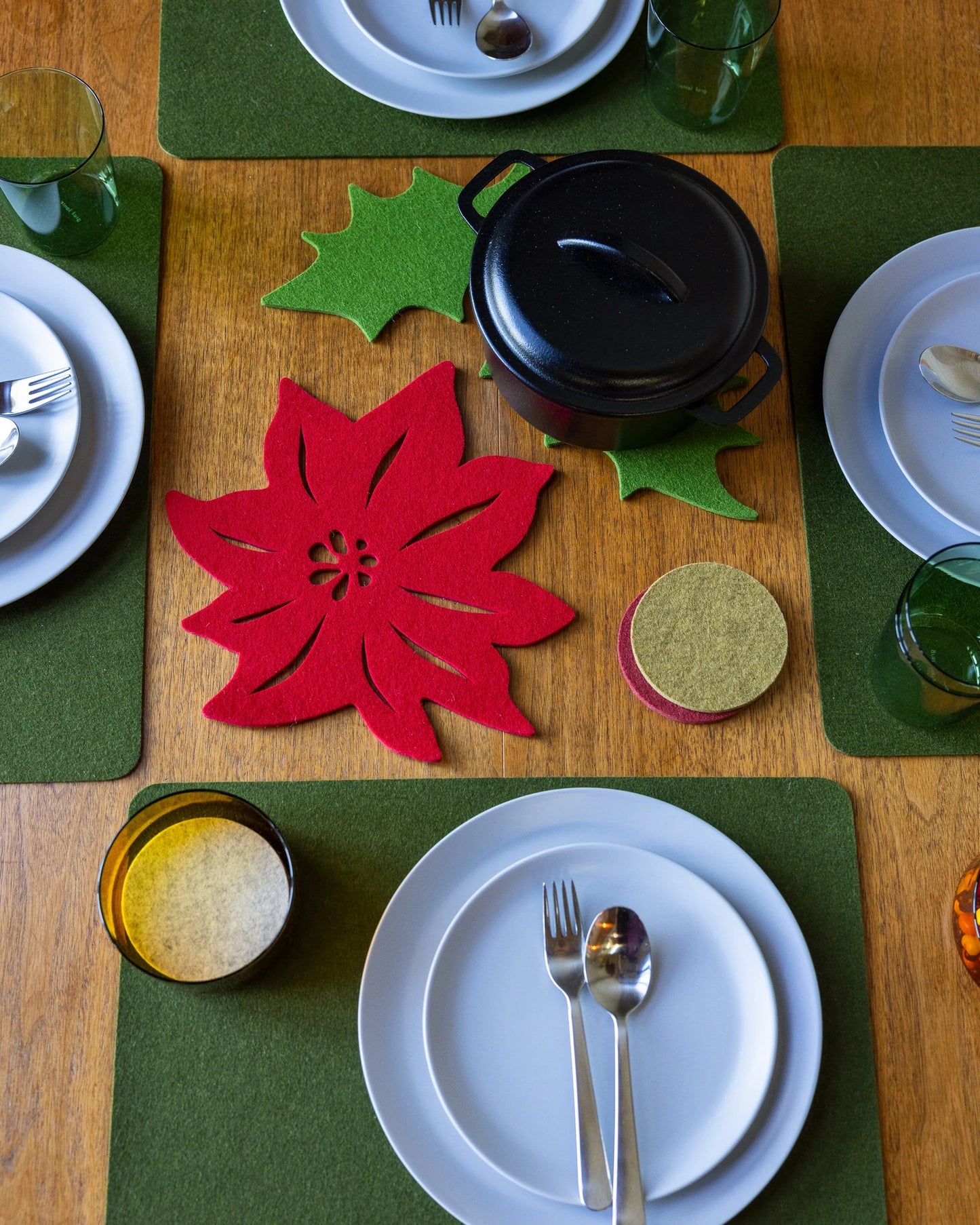 Poinsettia Merino Wool Trivet