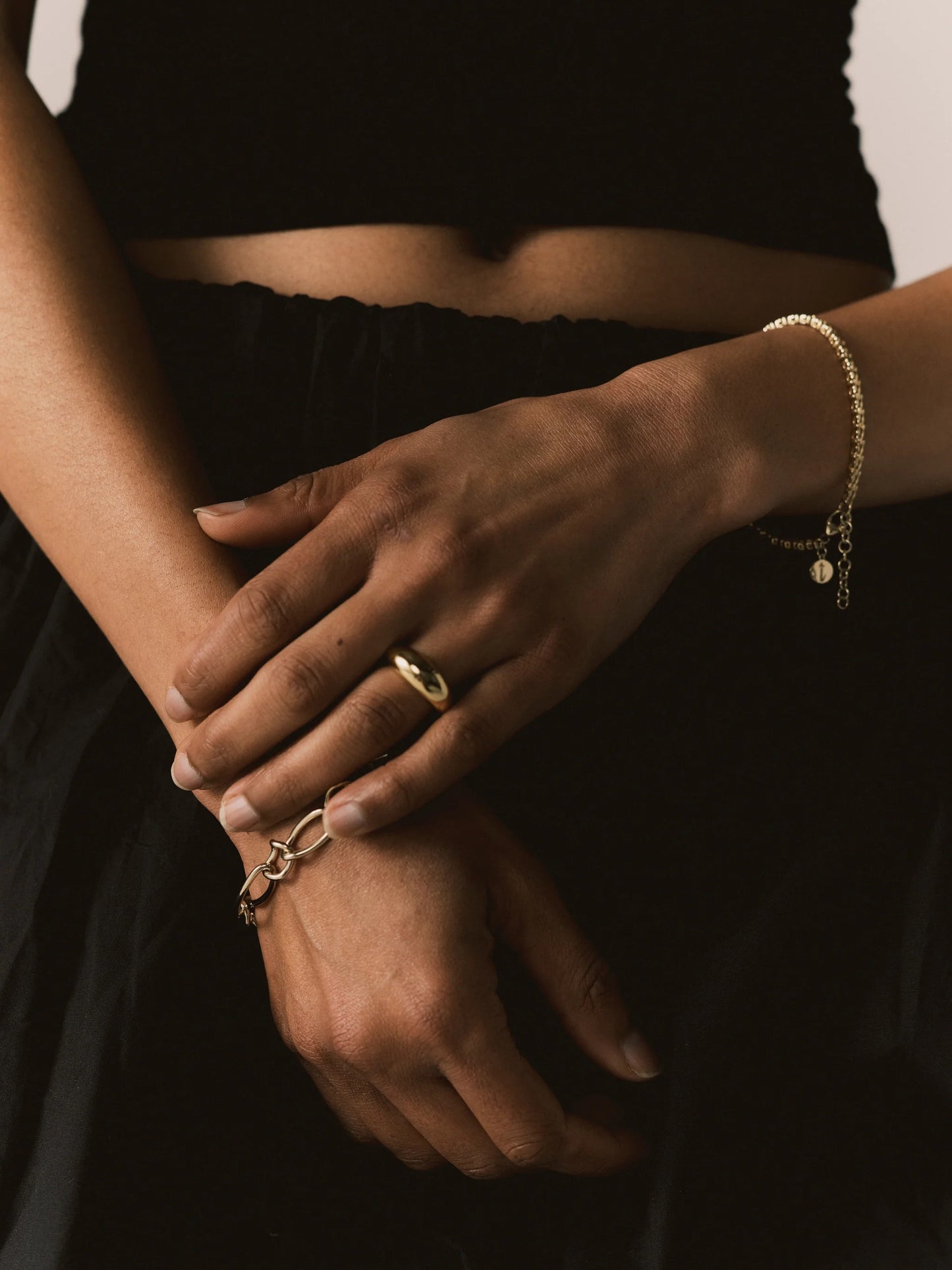 Natalie Thick Dome Ring | Gold