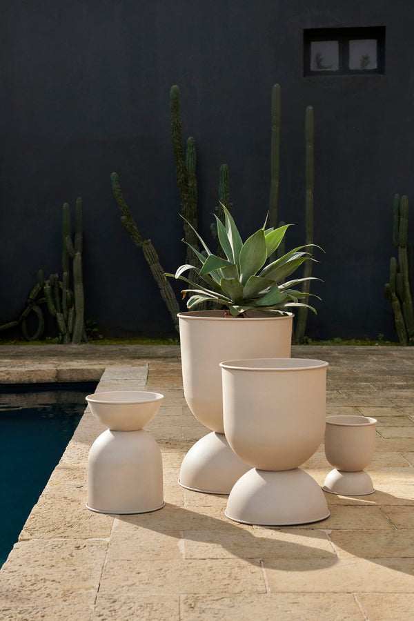 Hourglass Pot (Multiple Sizes)