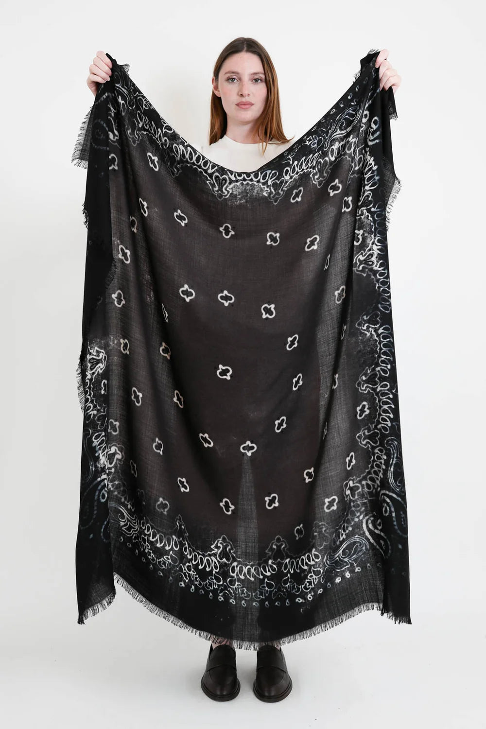 Jil Quadra Wool Scarf | Black/Mud