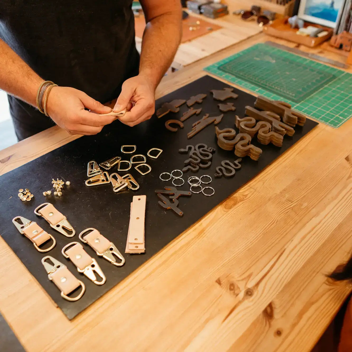 Alfa Clip Fob & Keychain (Multiple Colors)