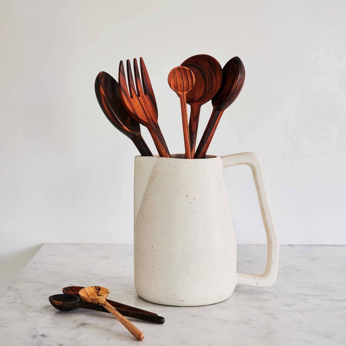 Novah Pitcher (Multiple Sizes)